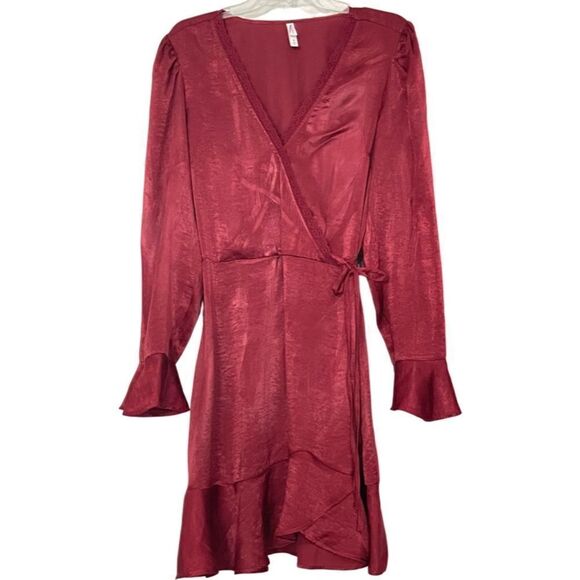 Xhilaration Shimmering Mock Wrap Ruffle Hem Dress - Picture 2 of 9